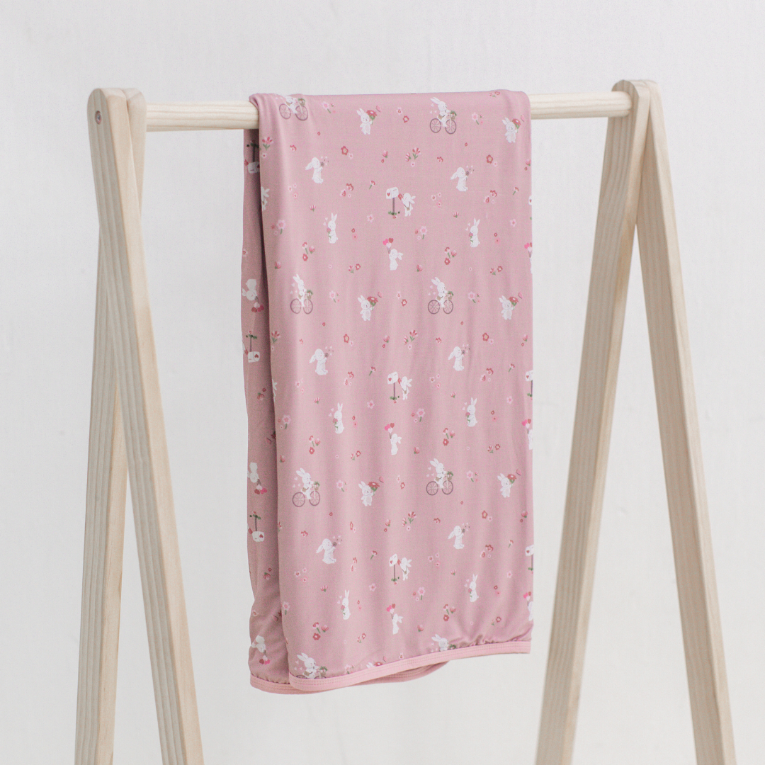 Airy Blanket - Little Love Notes
