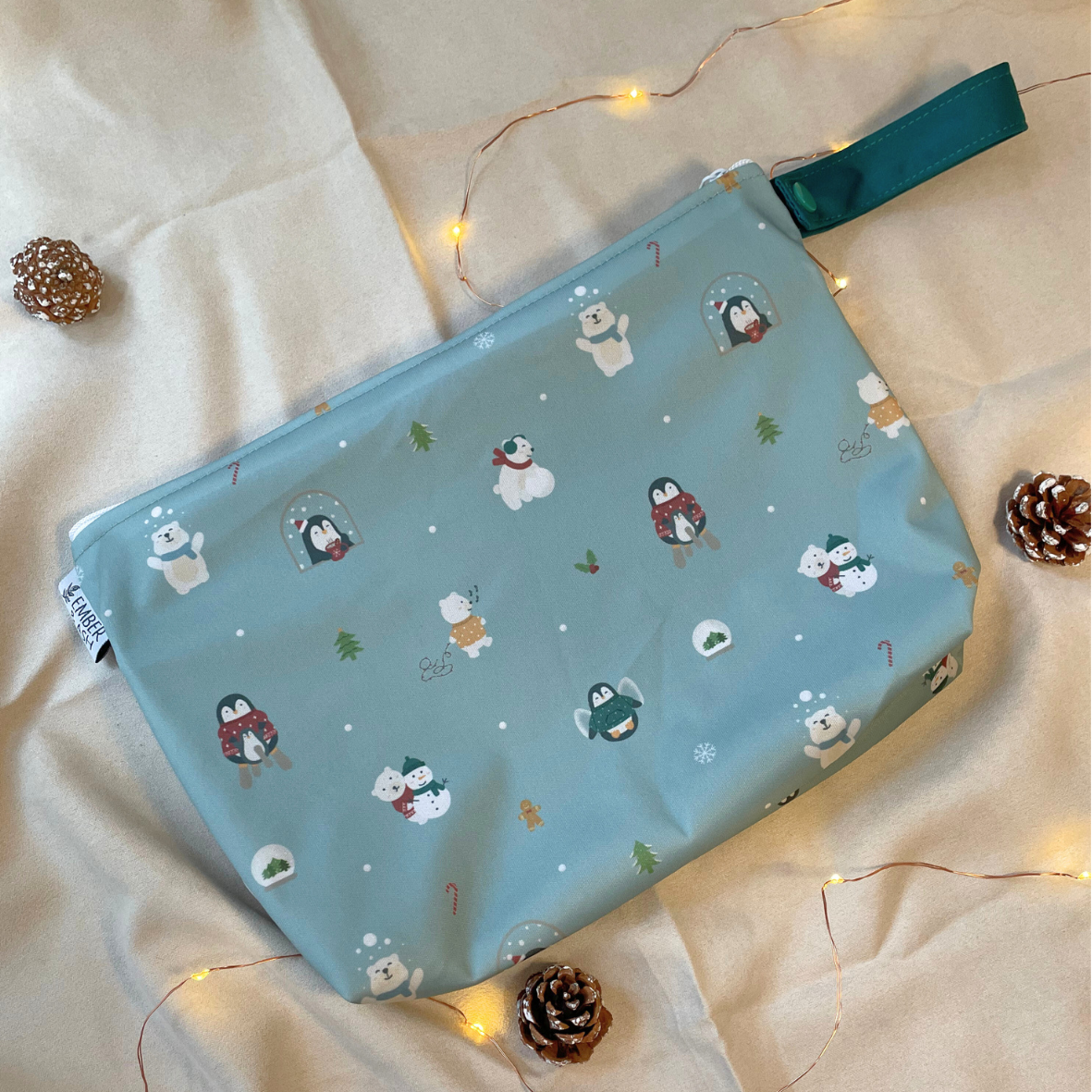 Wet Bag - Love, Lights, & Cosy Nights (Teal)